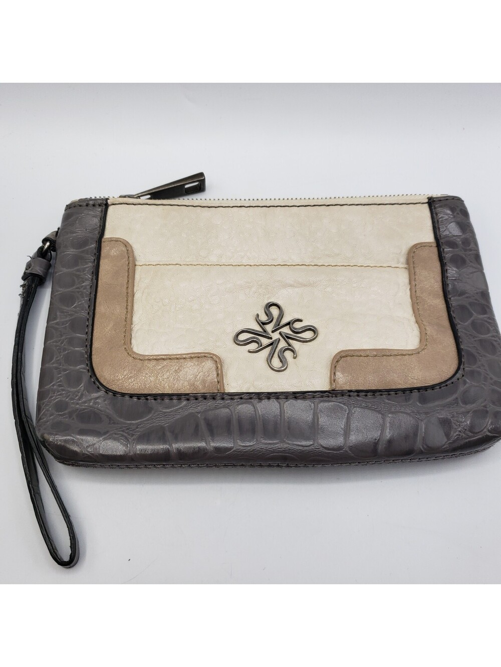 Simply Vera Wristlet Zip Clutch Brown Tan Cream